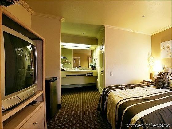 Bridgepoint Daly Motel 2*