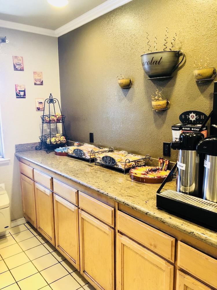 Motel Bridgepoint Daly 2*